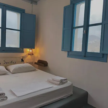 Astra Serifos Apartman *