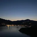 Astra Serifos Lägenhet *