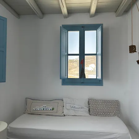 Astra Serifos Λιβάδι