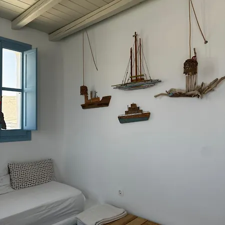 Astra Serifos Apartmán *