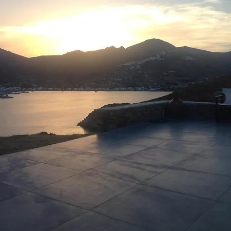 Astra Serifos Διαμέρισμα Λιβάδι