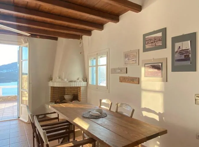 Astra Serifos Lägenhet *