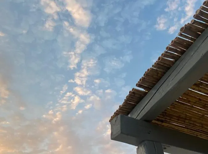 Astra Serifos Lägenhet *